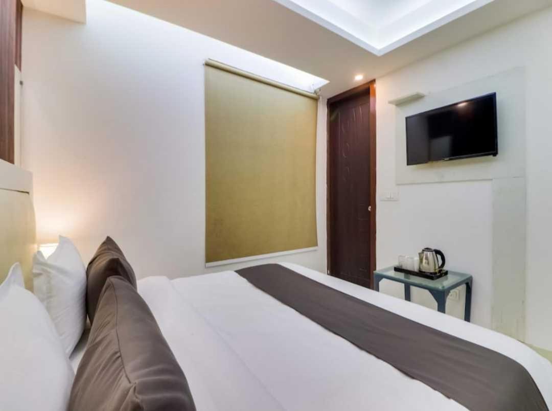 Hotel O Galaxy Stay New Delhi Ngoại thất bức ảnh