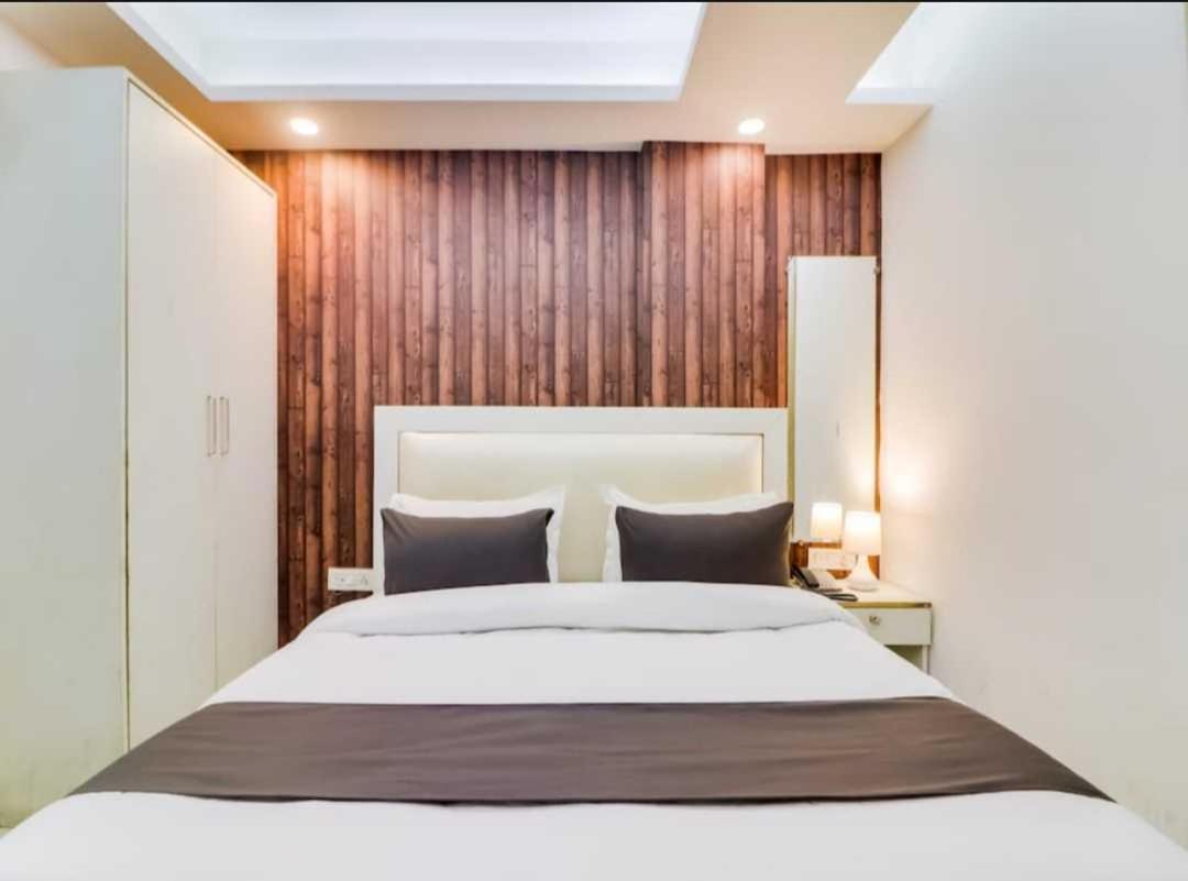 Hotel O Galaxy Stay New Delhi Ngoại thất bức ảnh