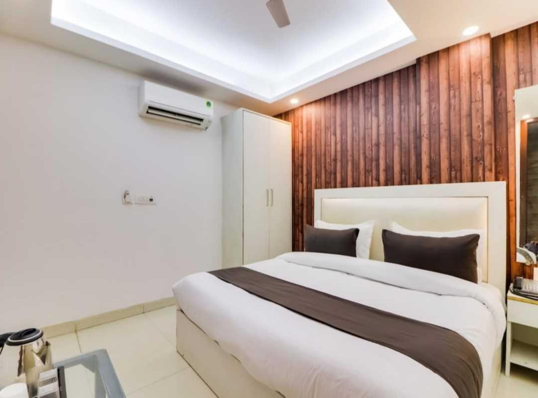 Hotel O Galaxy Stay New Delhi Ngoại thất bức ảnh